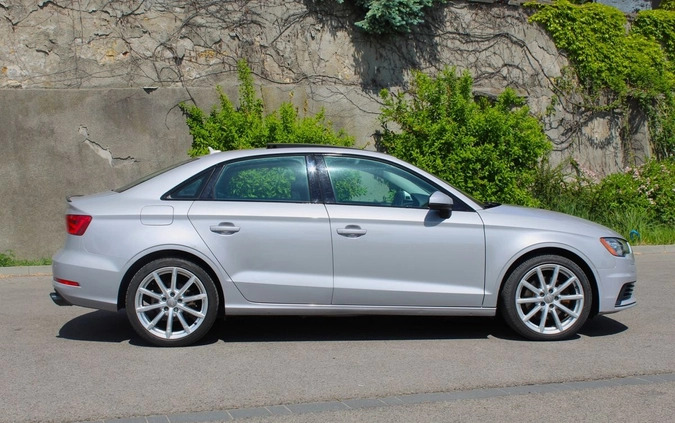 Audi A3 cena 64999 przebieg: 122000, rok produkcji 2015 z Dobrodzień małe 67